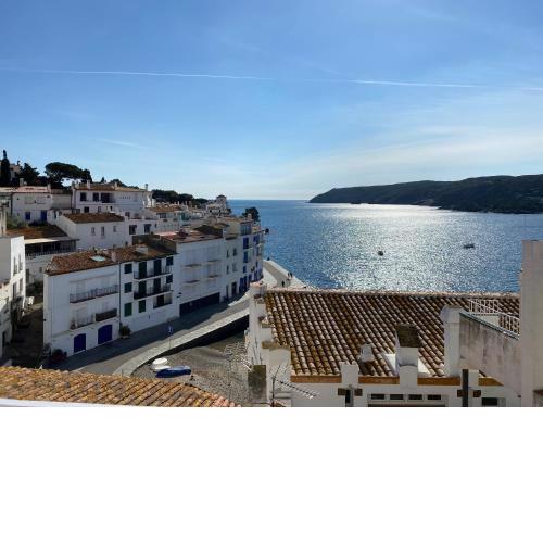 TÒRTORA - Casa en el centro con vistas al mar