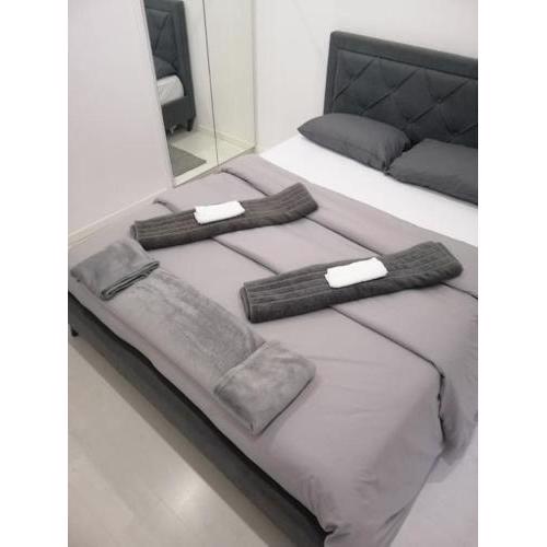 Touristic 2 Bedrooms Near Beach Larnaca Center