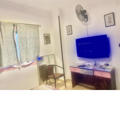 Town center Quiet 2 bedroom apartment