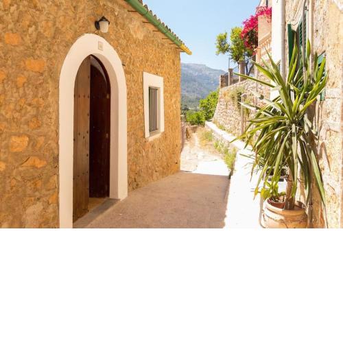 Town House Alba in Fornalutx