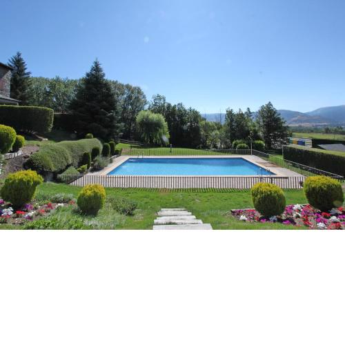 Tpa Casa en Pleta de Saga con piscina para 6/8 personas