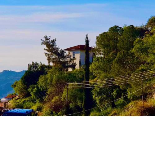 Traditional House with Mountain View - Dierona Village