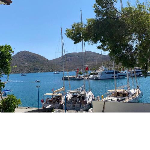 trakheia otel