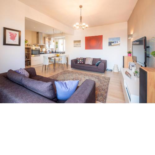 Tranquil Place in the middle of Downtown 2BR