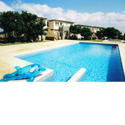 TRANQUILO APARTAMENTO con preciosa cala en la puerta
