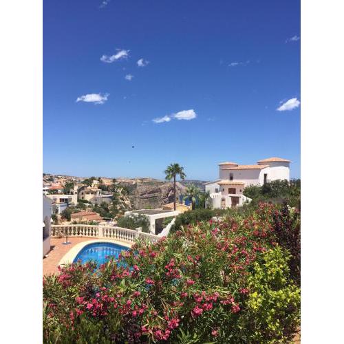 Traumvilla auf dem Cumbre del sol