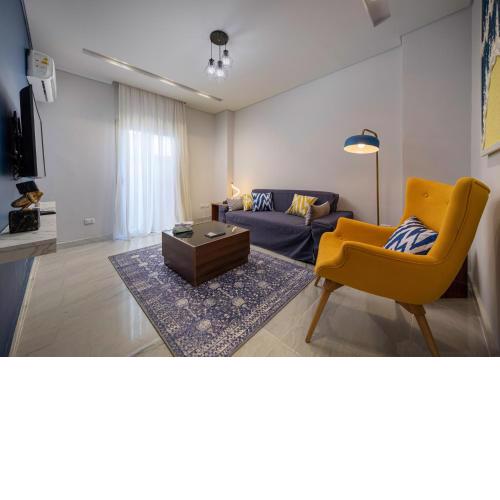Travelholic 90 Residence