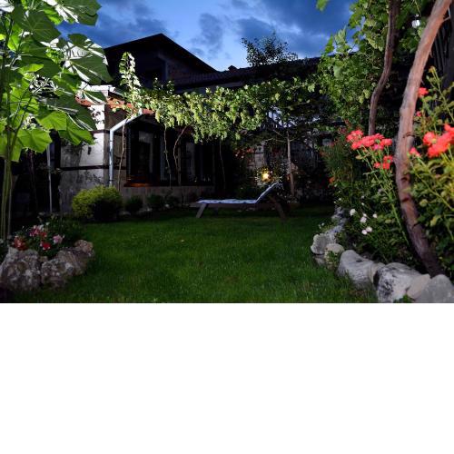 Trenchova Guest House