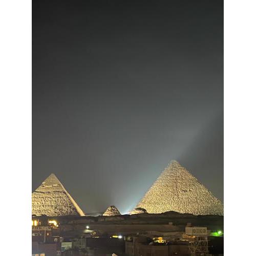 Trend Pyramid Hotel