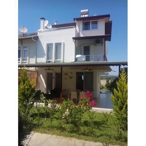 Triblex Villa I Private Beach I Walking Distance to the Sea 300 meters