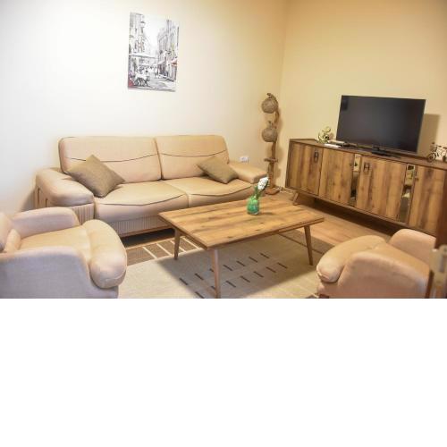 Trimaya apartment - comfort in the top city center