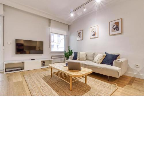 TRIUNFO SUITE by Sweet Home SS Rentals