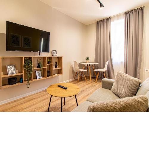 Trocadero Touch: Sofia Hideaway