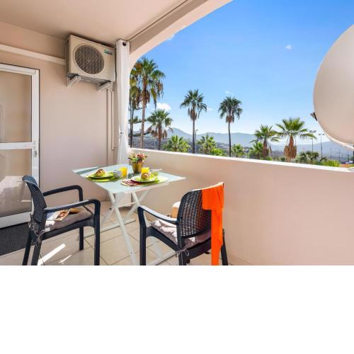 Tu hogar en la isla Accommodation with POOL!