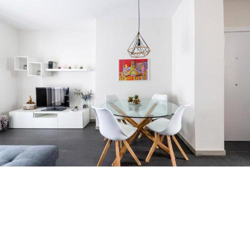 tuGuest Violeta's Home - Free parking