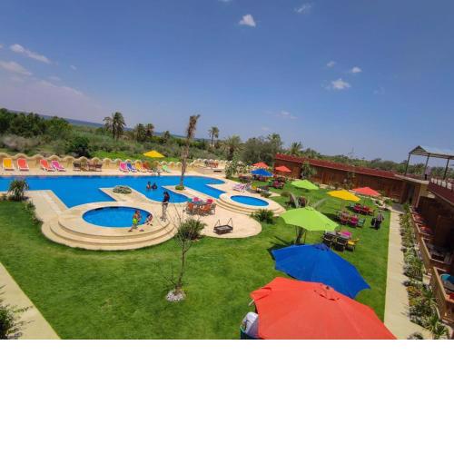 Tunis Pyramids Hotel - فندق اهرامات تونس