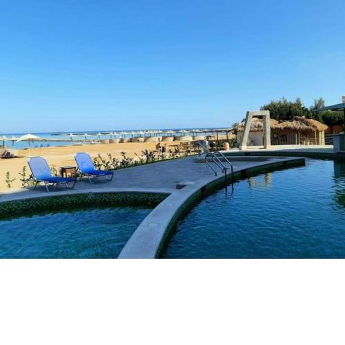 Turtles beach resort hourghada studio view sea view pool private beach jacuzzi security air-conditioned Cafe restaurant on the beach and a large sunny balcony