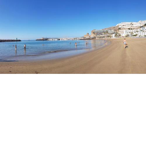 Two bedroom apartment 2 min from beach