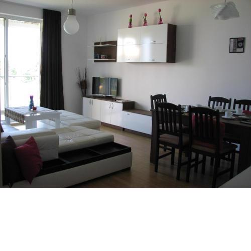Two-Bedroom Apartment Donika
