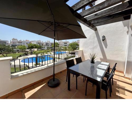 Two bedroom apartment overlooking the pool - CO1222LT
