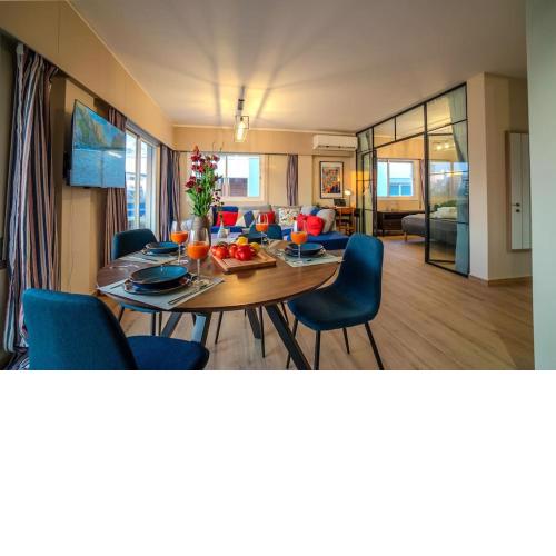 Two Bedroom Apartment, Spacious & Newly Renovated, Three Minutes from the Beach