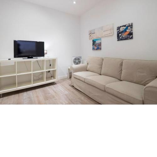 Two bedroom flat in PobleNou