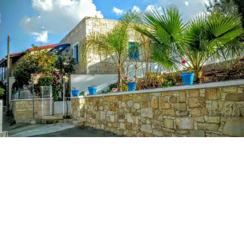Tzionis Holidays Stonehouse