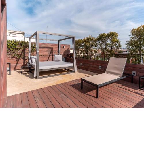 U232 Hotel