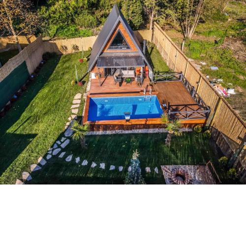 UĞURLUBUNGALOV
