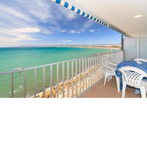 UHC Acantilados Family Apartments