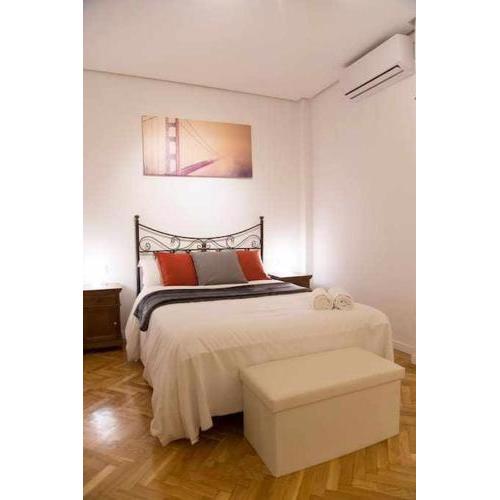 Un Elegante Piso Para Descubrir Madrid