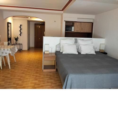 Unique Apartahotel 4-3