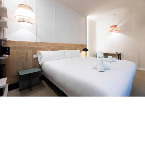 URBAIA ROOMS