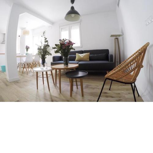 Urban Chic 2 bedrooms Center Santa Marina