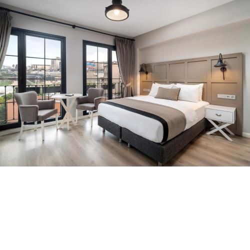 Urban Quarters - Tepebaşı