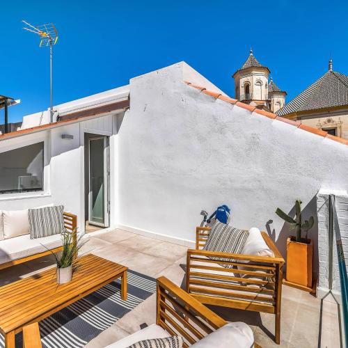 Urban Rose , Superb private House in historical center, with sunny rooftop
