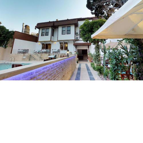 Urcu Hotel