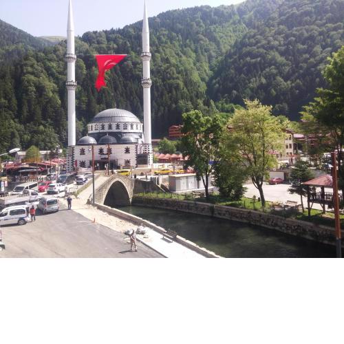 Uzungöl Merkez Apart Daire(3Banyo3Tuvalet 3Balkon)