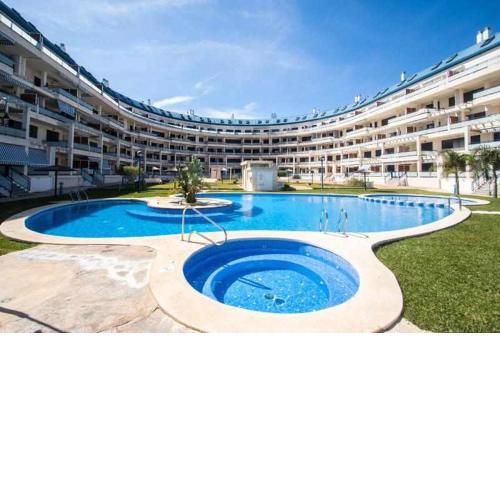 V2 Ático con vistas al mar Ideal para familias