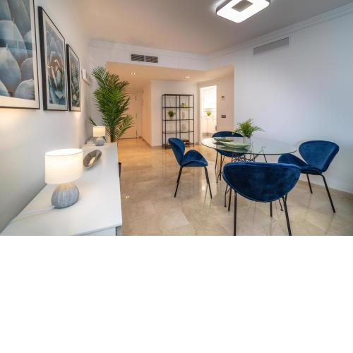 VACATION MARBELLA I Terrazas de Banus, Comfy and Stylish Apartment, Puerto Banus Marina, 24-7 security