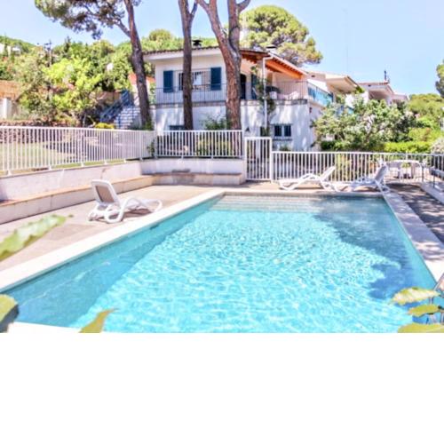 VACAY Villa alzines