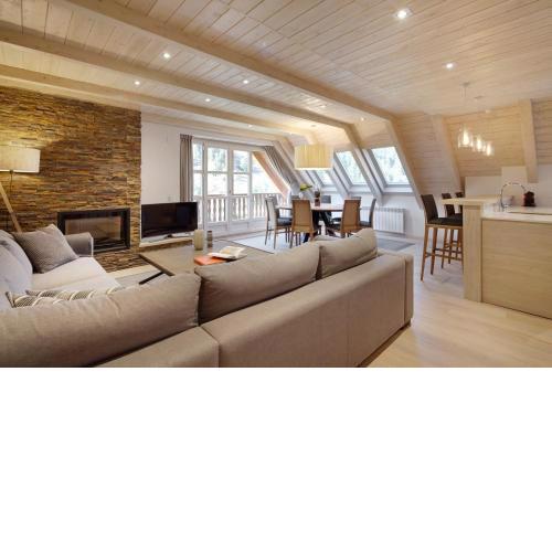 Val de Ruda Luxe 44 by FeelFree Rentals
