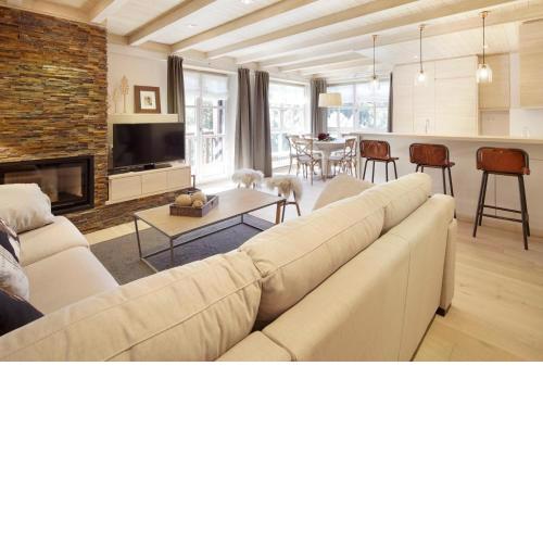Val de Ruda Luxe 45 by FeelFree Rentals