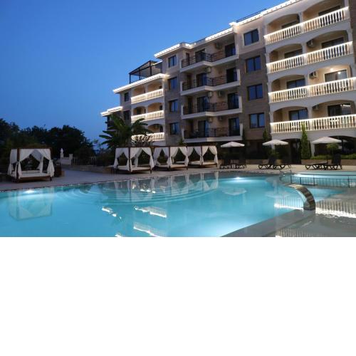Valencia Gardens Luxury Studios