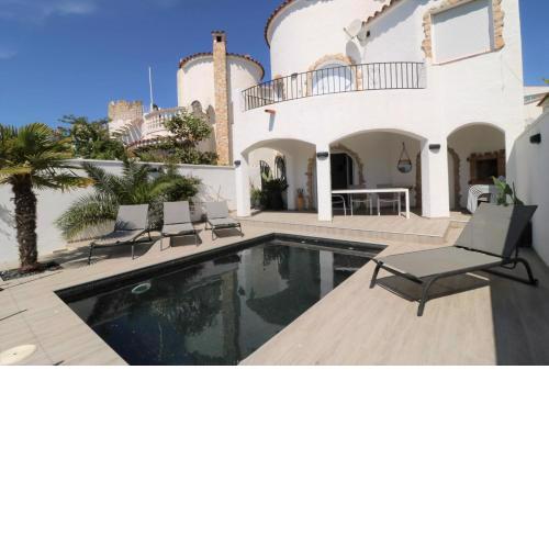 VALIRA 20D - Belle villa avec piscine sur canal