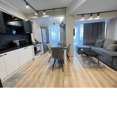 Varna central apartment with parking for normal to middle sized cars