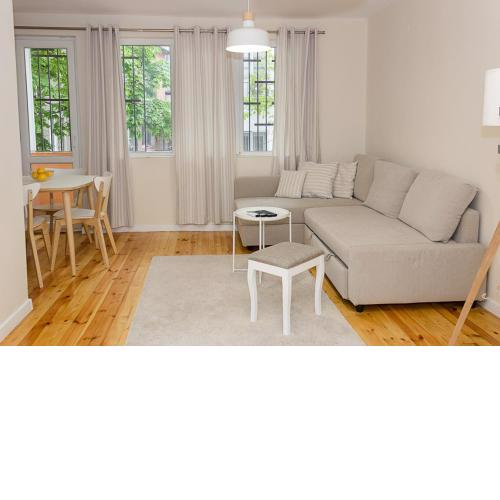 Varna Retreat: Cozy 2BD Flat in a Central Location