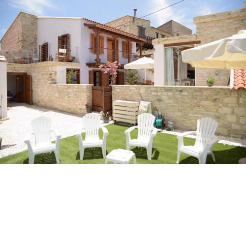 Vavla Nature House