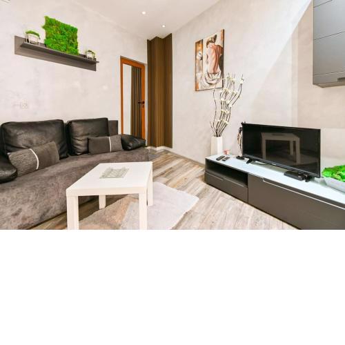 Velar 1BDR Apartment