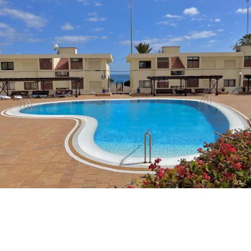 Vera Mar 5A Primera linea con Piscina y Parking